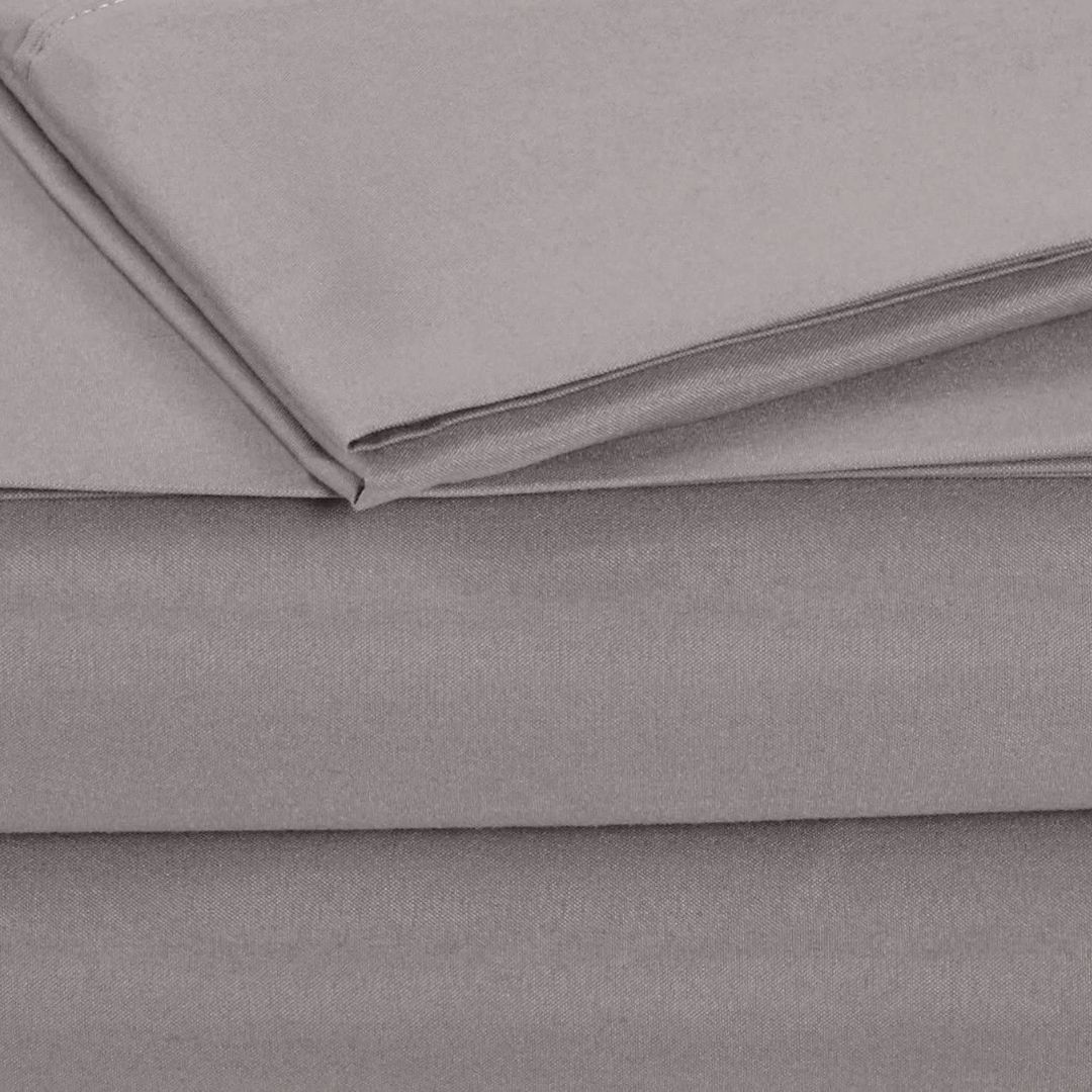 Amazon Basics4 Piece Deluxe Microfiber Bed Sheets, Queen Size, Dark Gray, Solid - Image 7