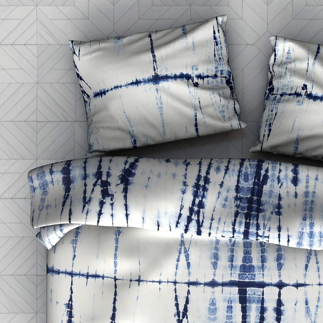 Attitude Is Everything Shibori Cotton Queen Bedsheet (108x90) with 2 Pillow Covers - Image 3